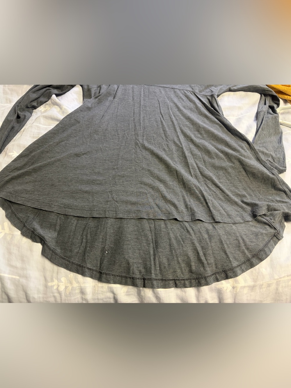 🍂2 for $15 Lululemon Acadia Long Sleeve
Heathered Pitch Grey Like New
Size 6 *a - Picture 7 of 12